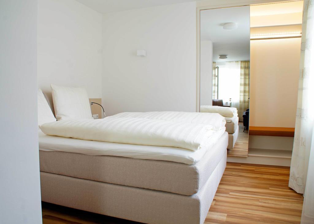 Hotel Rebstoeckle Hagnau Room photo